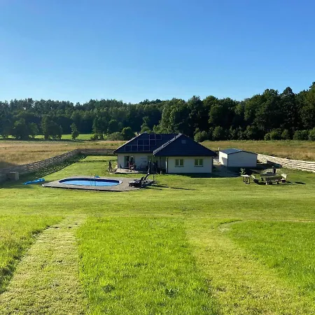 Przystanek Przywidz ヴィラ *