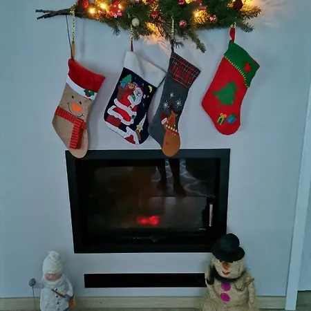 Przystanek Przywidz ヴィラ *